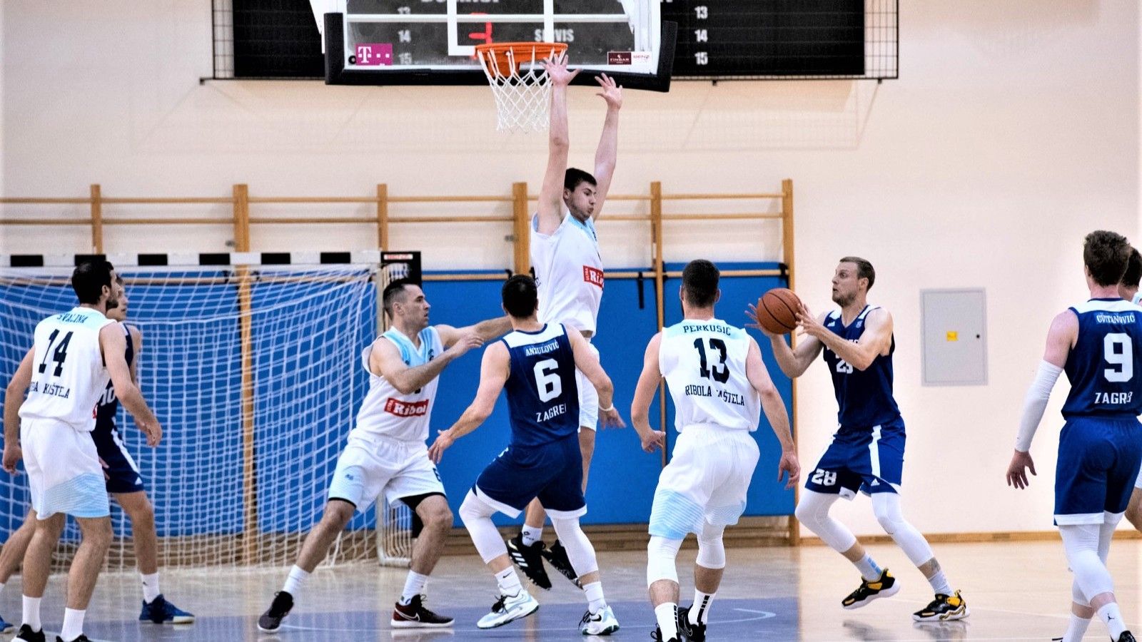Kaštelanski košarkaši gosti Dinama u prvoj izlučnoj utakmici za ulazak u Premijer ligu