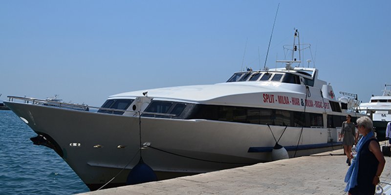 NOVA LINIJA: Brzi brod Naranča spaja Split s Milnom i Hvarom