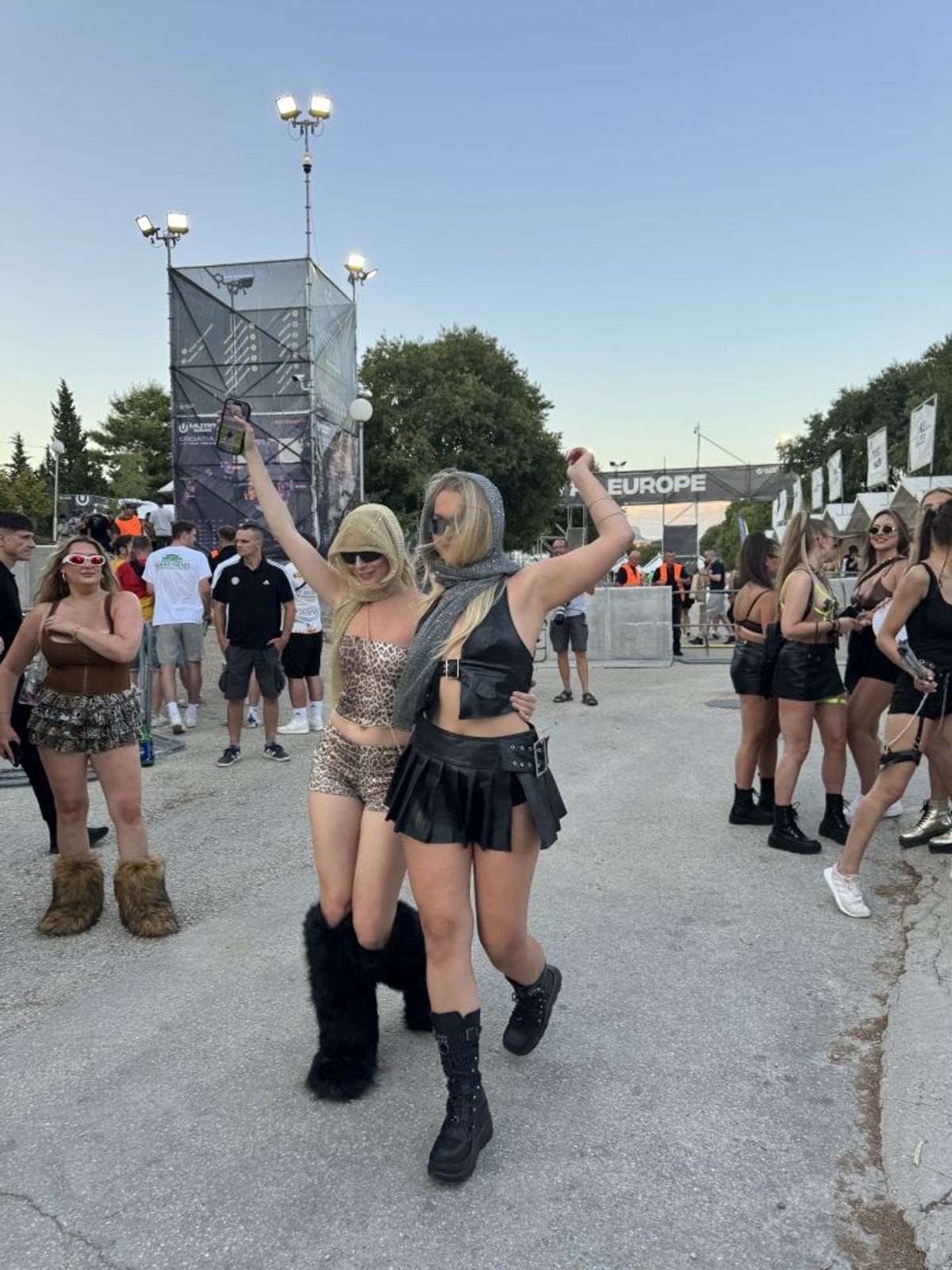 Ultra - publika na ulazu 