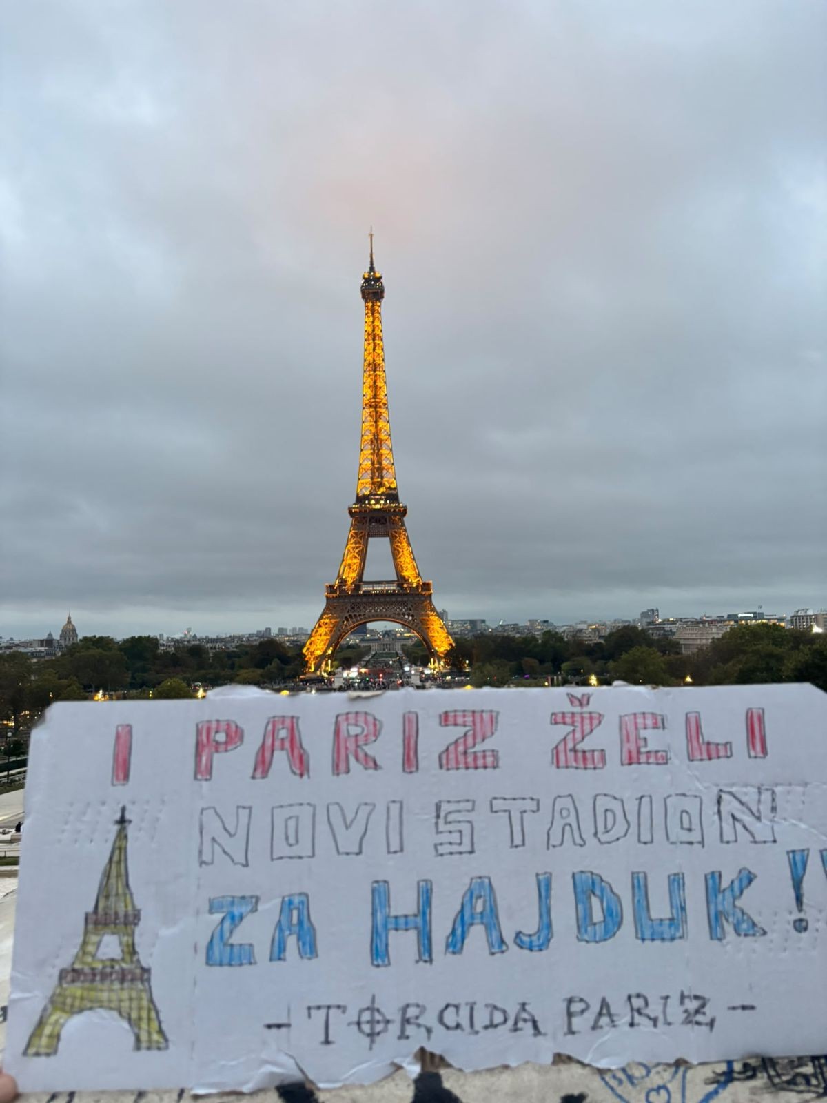 Poruka iz Pariza...