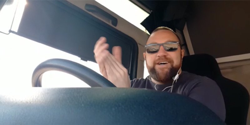 HIT VIDEO 'Nitko Tomi ne plješće što vam vozi tariguza!'