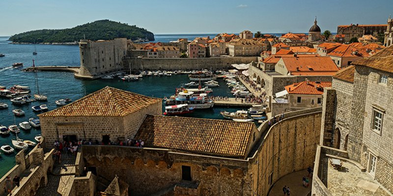 Konobar koji je potjeran iz Dubrovnika zbog tetovaže Delija: 'Ono što se dogodilo smatram dijelom navijačke scene, a ne nacionalizma'