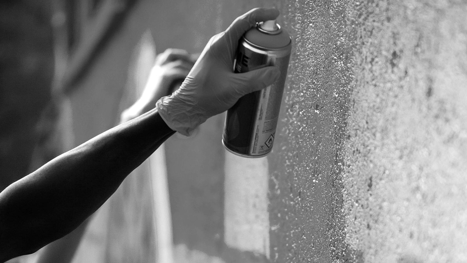 Irac i Australac pijani crtali grafite po Dubrovniku, uhićeni su