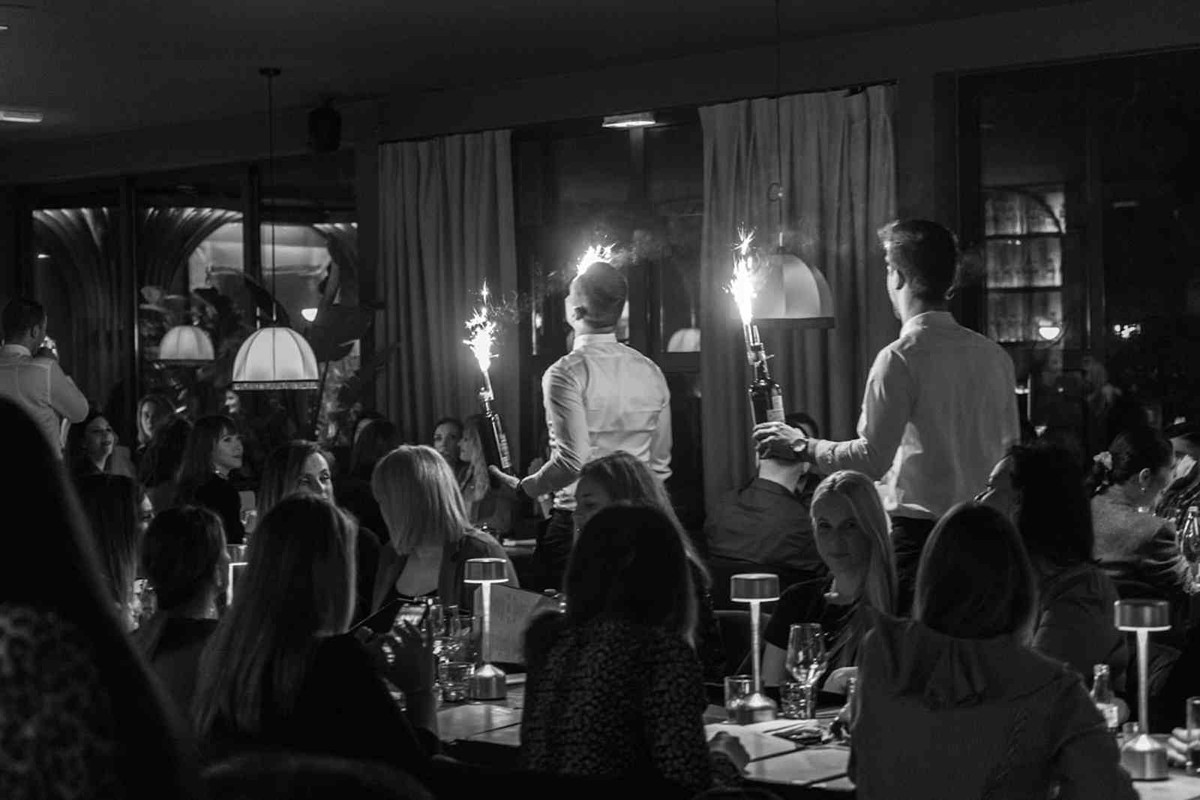 Tri dana elegancije i ritma: Ususret Danu žena Maestro predstavlja 'Zlatni sat za nju'