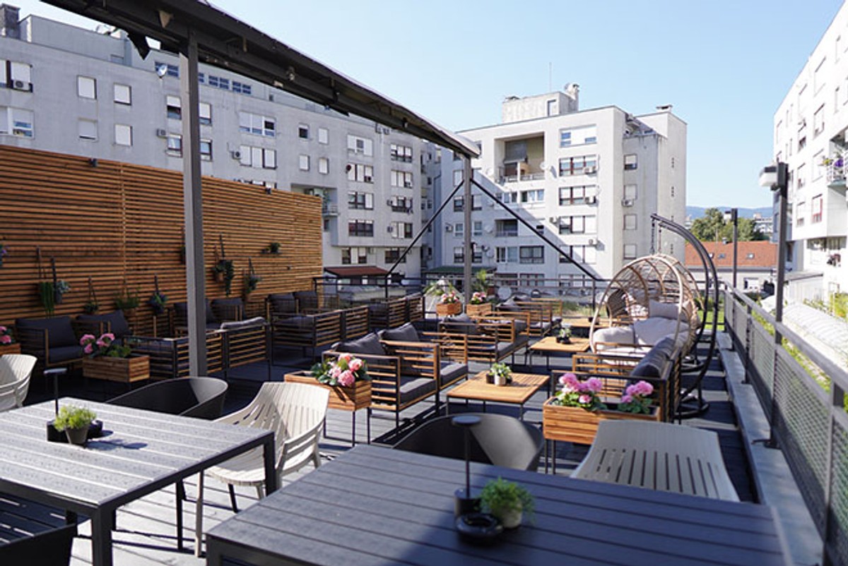 BILLIARDS, FOOD & FUN KONCEPT Zagreb dobio novo cool mjesto, 'Rooftop 215' više je od pizzerije