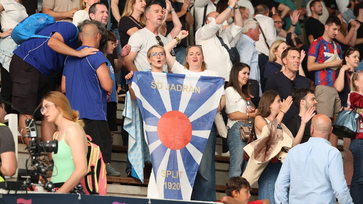 FOTOGALERIJA Provjerite kako je bilo u Marseilleu na prvoj utakmici finala