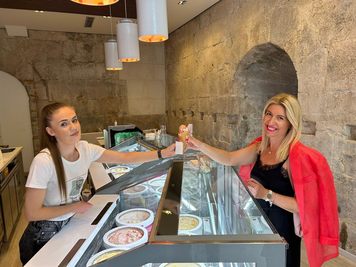 ČAROBNA JESEN I KREMASTI UŽITCI U HÄAGEN-DAZSU: 24 vrste najukusnijih kuglica, belgijski wafflei, caramel capuccino, molten lava cake 