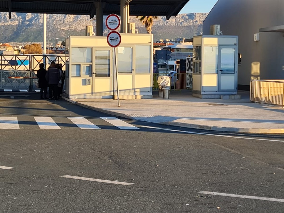 'Drive in' testiranje u Trajektnoj luci