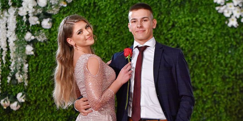 FOTOGALERIJA Maturalna večer III. gimnazije, maturanti zablistali u restoranu Kampus