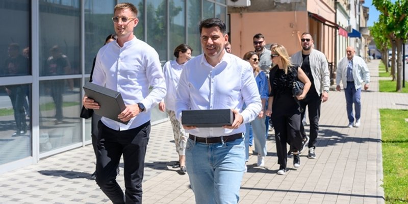 Grmoja s kandidatima predao potpise za gradonačelnika, zamjenika Nedu Ereša i Gradsko vijeće