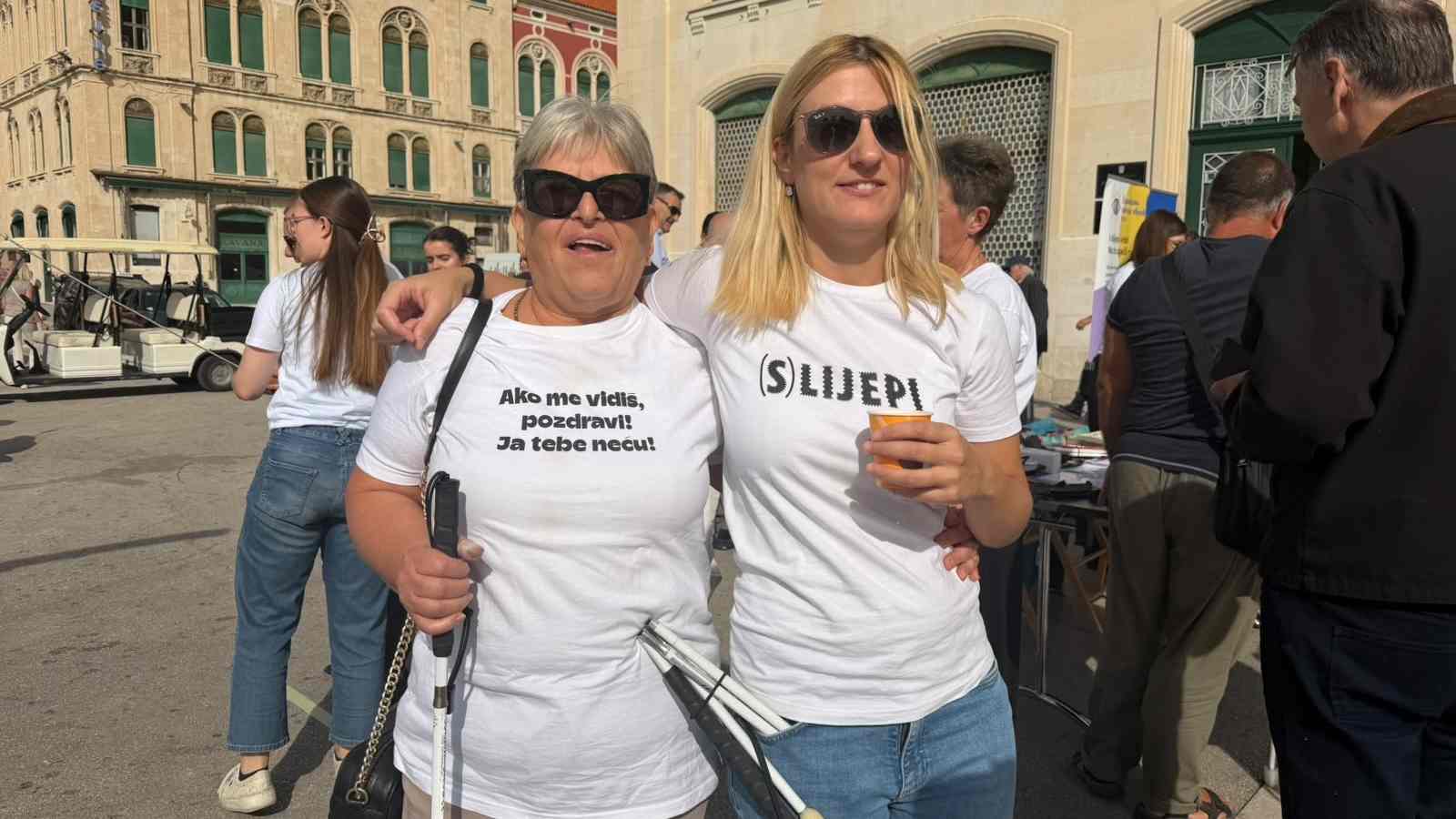 'Pola sata čekala sam na pješačkom prijelazu': S Rive poslali važnu poruku o životu slijepih osoba u Splitu