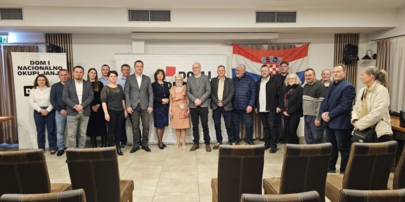 Radić s osnivačke skupštine podružnice stranke Dom i nacionalno okupljanje: 'Okupili smo sve što vrijedi, vrijeme je za promjenu!'