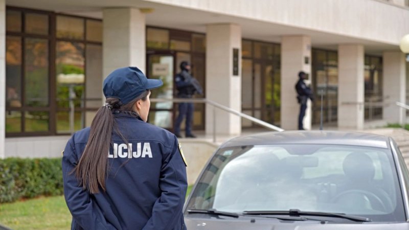DOJAVE O BOMBAMA Gimnazijalac iz Splita osumnjičen za terorizam, DORH tražio pritvor
