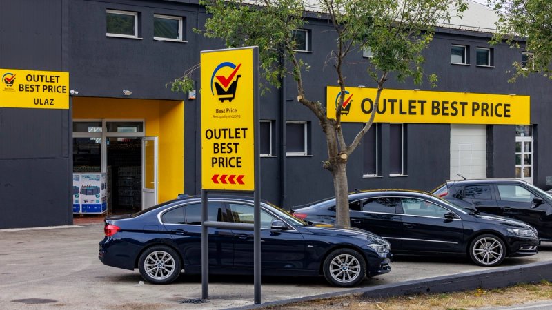 Totalna ludnica u Makarskoj! Sutra se otvara poznati outlet: Evo što se nudi po najnižim cijenama u Hrvatskoj