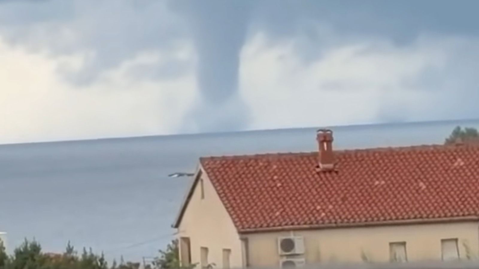VIDEO Snimljena velika pijavica kod Rovinja: Stiže jako pogoršanje vremena