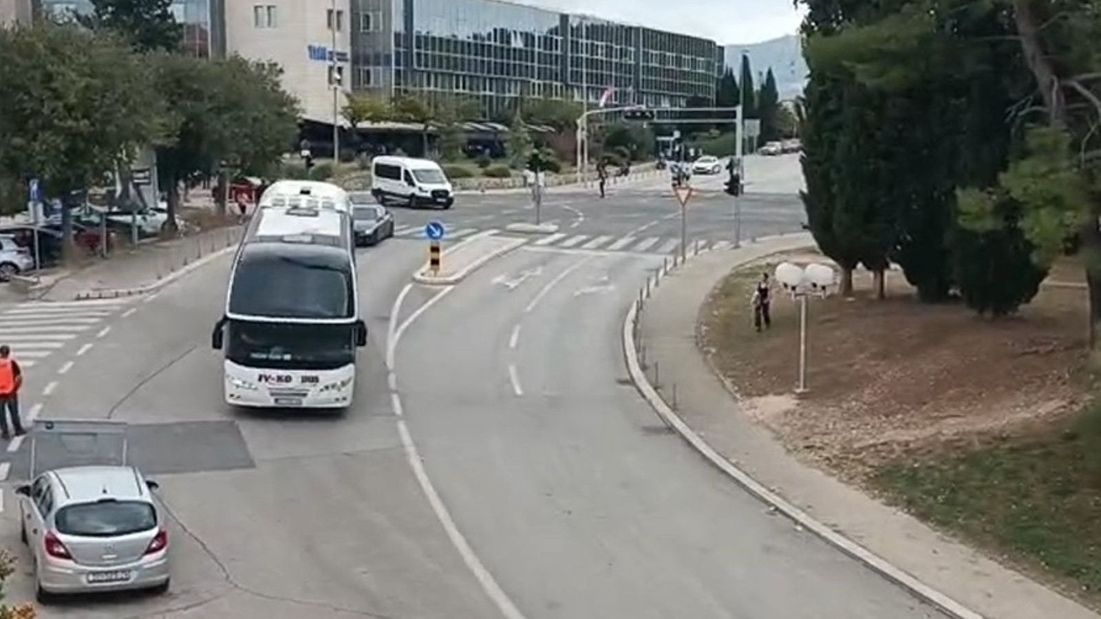 VIDEO Pogledajte dolazak Dinamovih navijača na Poljud