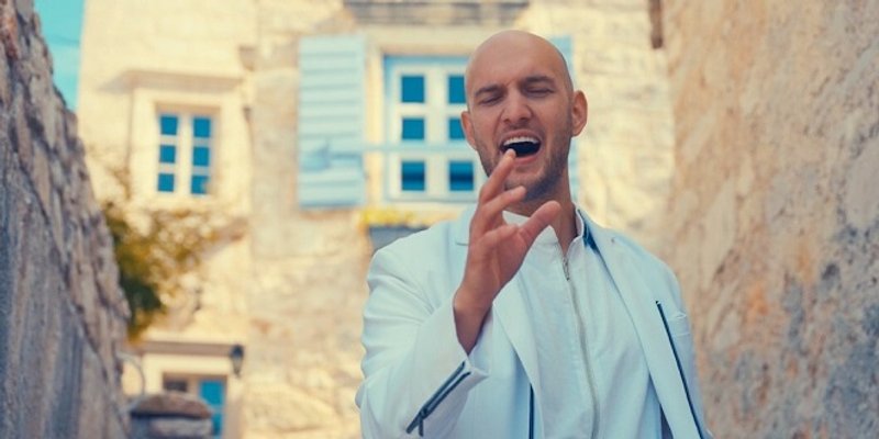 VIDEO Marko Škugor sa sinom Andrijom u novoj pjesmi 'Kontra neba ne smiš ić'