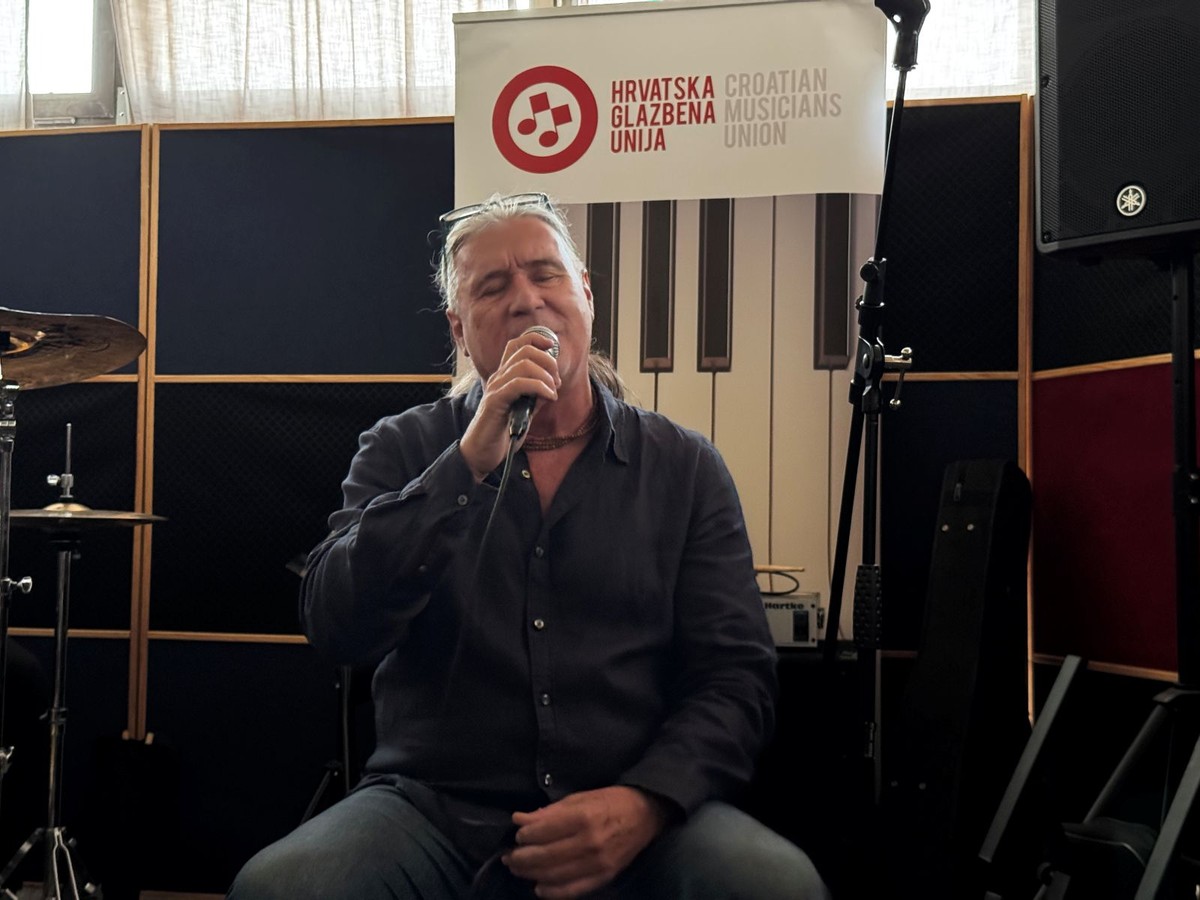 VIDEO: Goran Karan govorio o povratku pred splitsku publiku pa se dotaknuo i Jakova Jozinovića te Eurosonga