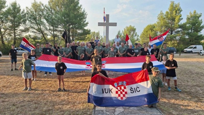 FOTOGALERIJA Svečano obilježena 31. obljetnica VRO Oluja u Vukšiću