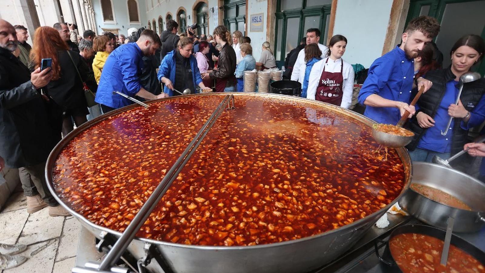 Priča o legendarnoj škverskoj teći: Prošlo je točno 20 godina od kada je u škveru napravljen 'div' od 200 kila