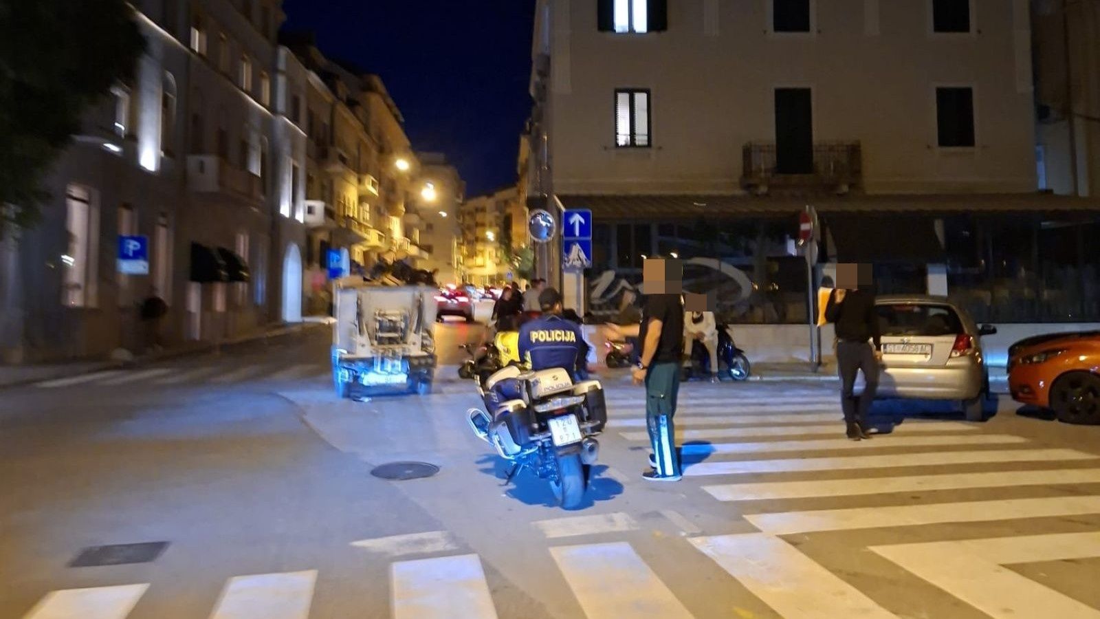 Sudar motocikla i kamiona Čistoće u Splitu, jedna osoba prevezena u bolnicu
