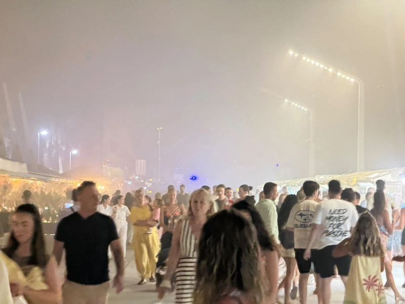 FOTO/VIDEO Planula kuhinja u restoranu, centar Splita u dimu