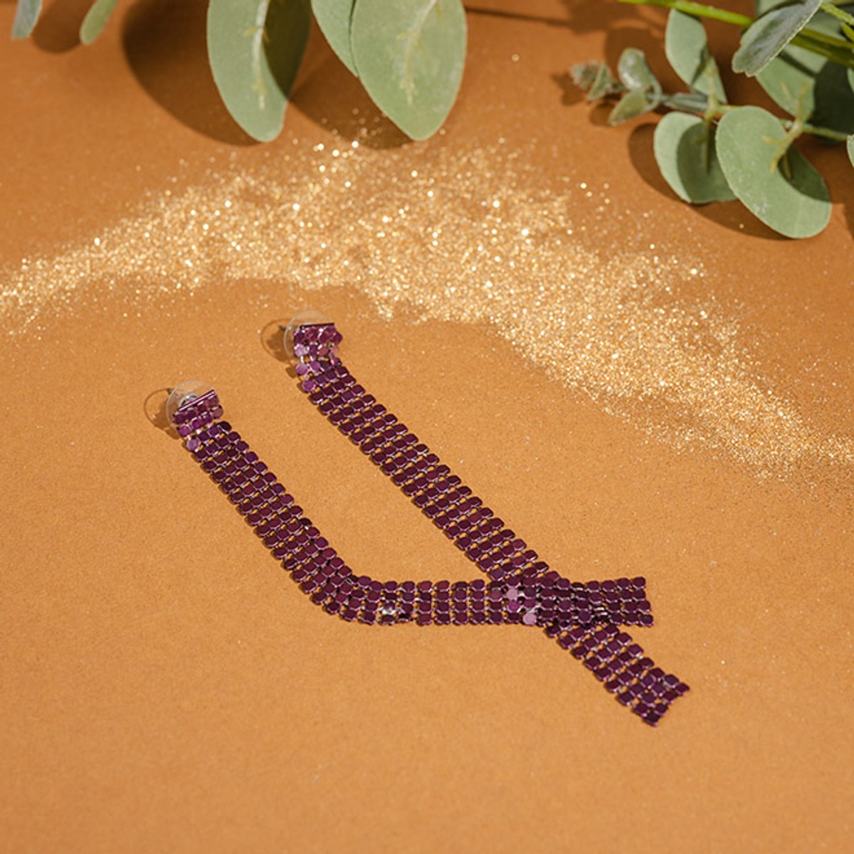 JOKER FASHION PORTFOLIO Što je svečani outfit bez raskošnog nakita?