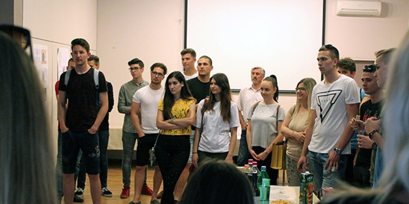 OPĆE ODUŠEVLJENJE: Izložba maturantskih radova učenika Graditeljsko-geodetske tehničke škole postavljena u Društvu arhitekata Splita