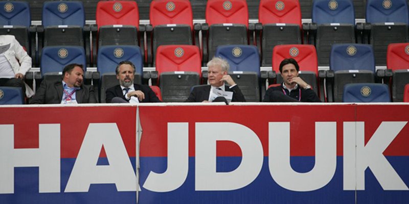 Brbić i Jakobušić odlaze u Lisabon, jedna od tema je i organiziranje utakmice s Benficom