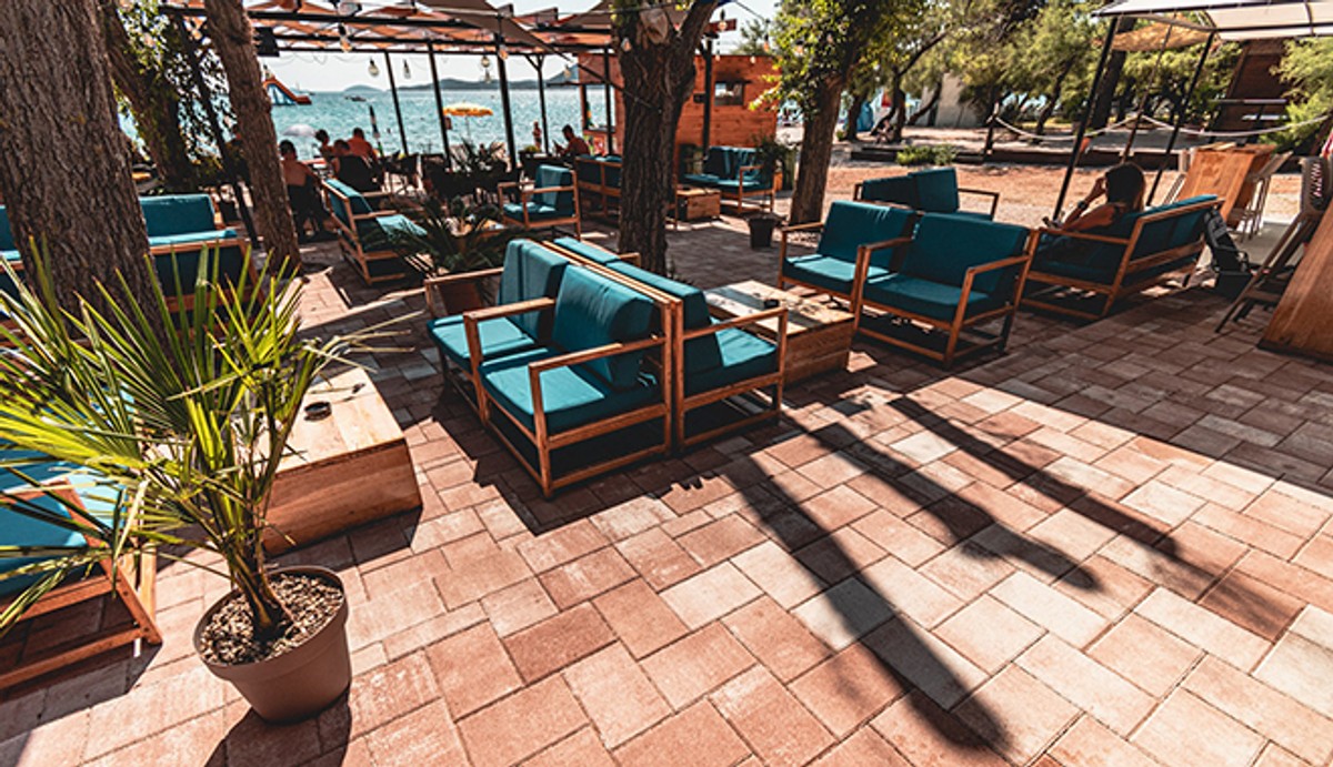 Tri savjeta kako odabrati idealne opločnike za okućnicu