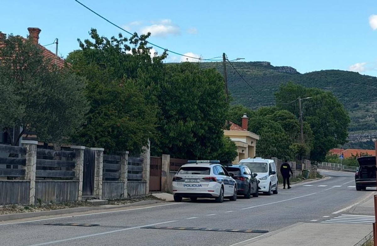 UŽIVO: IZVANREDNO STANJE U DRNIŠU Krije li se ovdje ubojica?