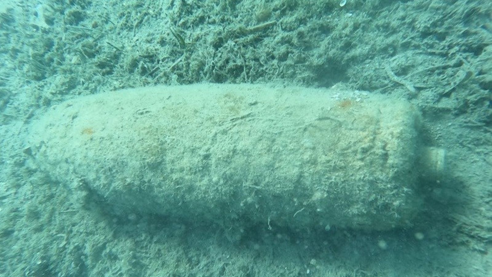 U PONEDJELJAK Na Korčuli, iz uvale Luka, uklanjant će se zrakoplovna bomba
