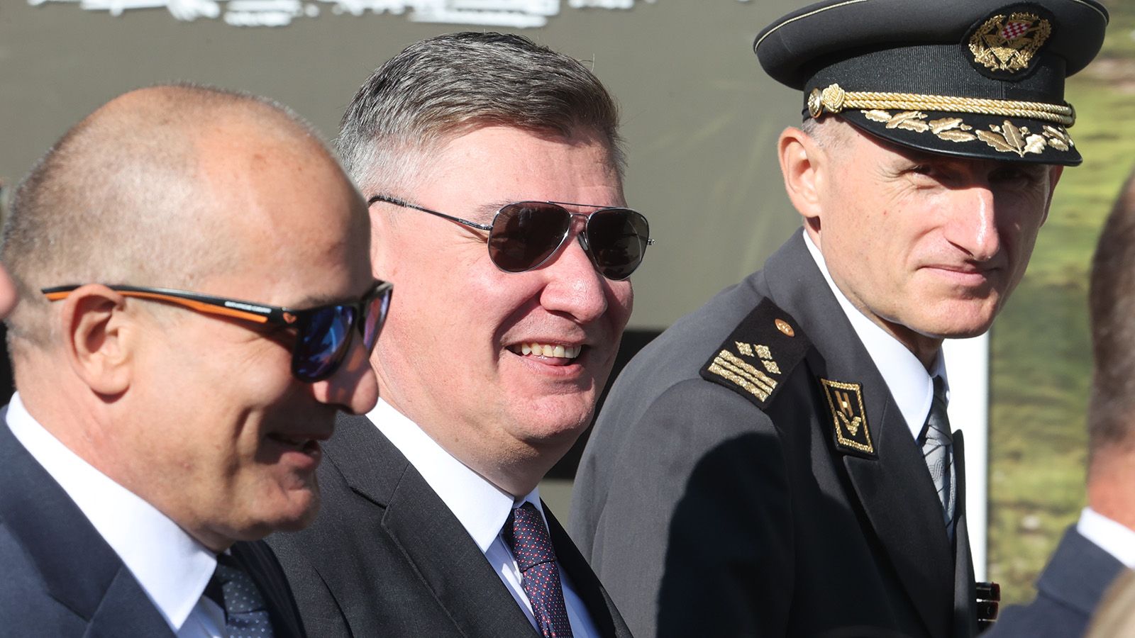 Predsjednik Milanović oduzima Glavašu sedam odlikovanja koje mu je dodijelio Tuđman