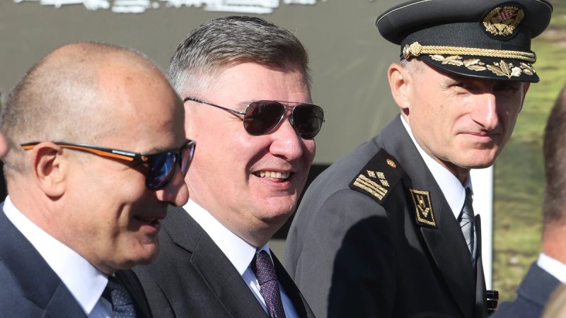 Predsjednik Milanović oduzima Glavašu sedam odlikovanja koje mu je dodijelio Tuđman