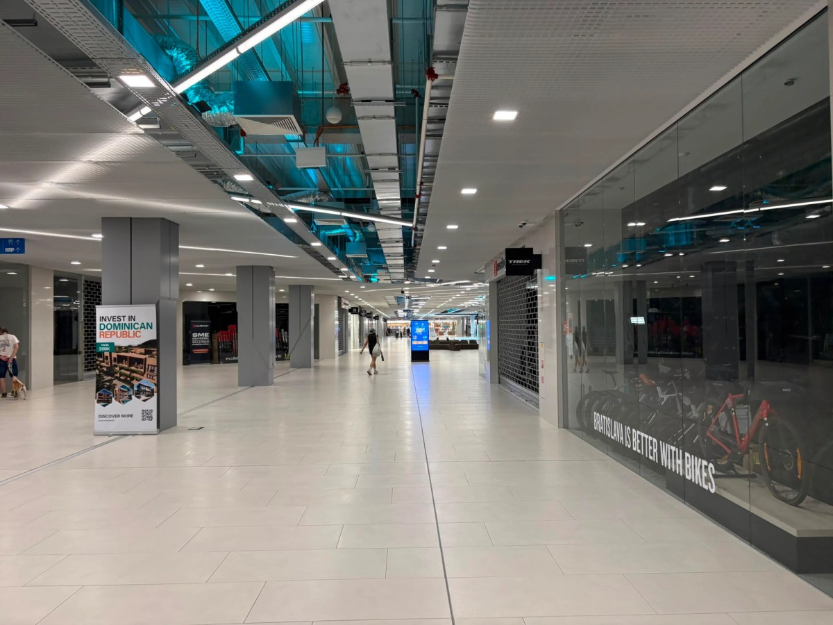 Unutrašnjost shopping centra