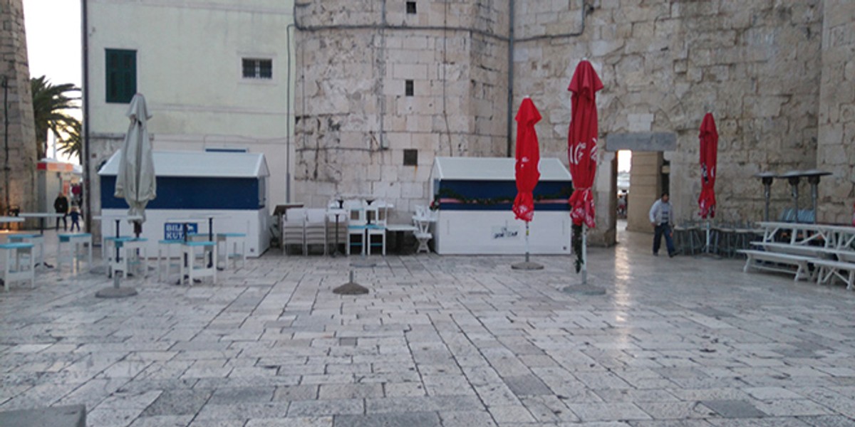 Zadnji dan Božićnog sajma: Dio ugostitelja već zatvorio kućice