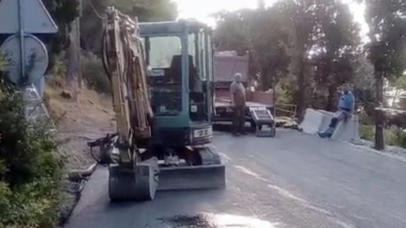 VIDEO Zid napokon saniran, ali radovi opet kasne: Izvođač je sada probio vodovodnu cijev