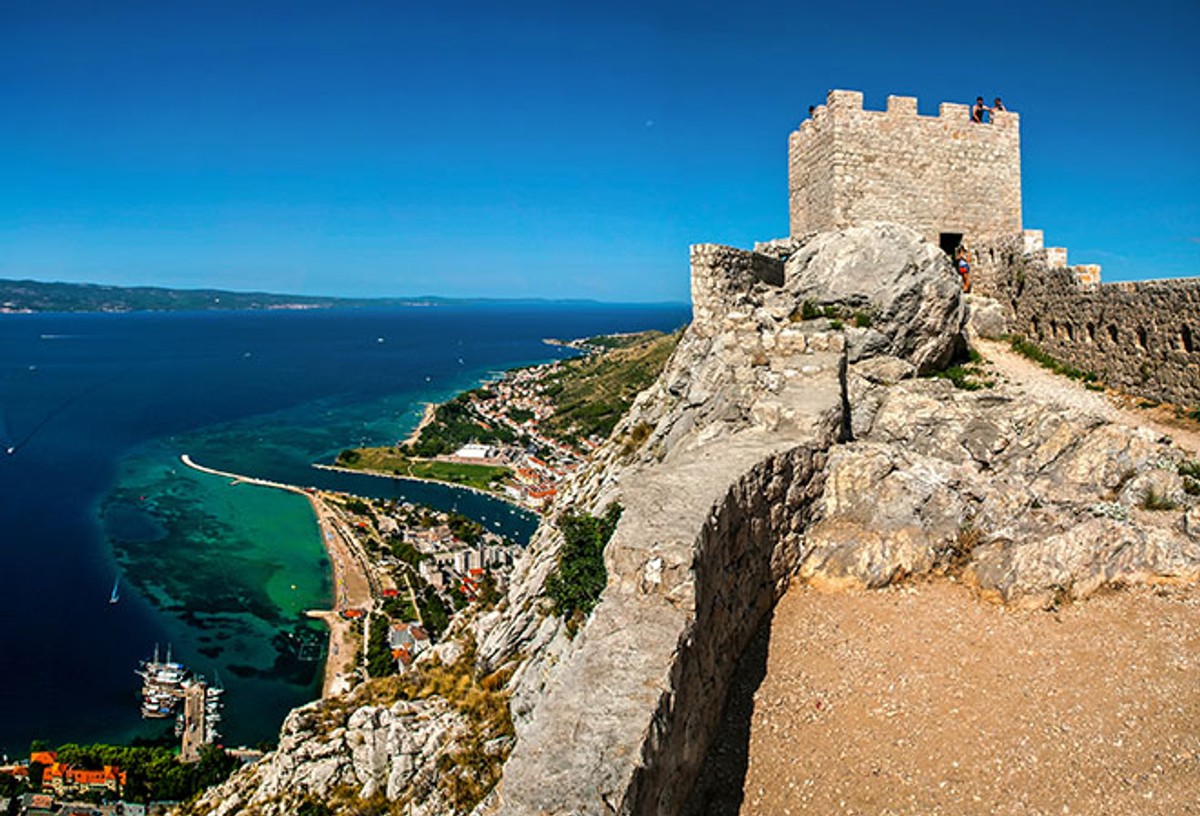 Gusarski dan u Omišu u inat svima donosi cjelodnevni program i koncert Željka Bebeka 
