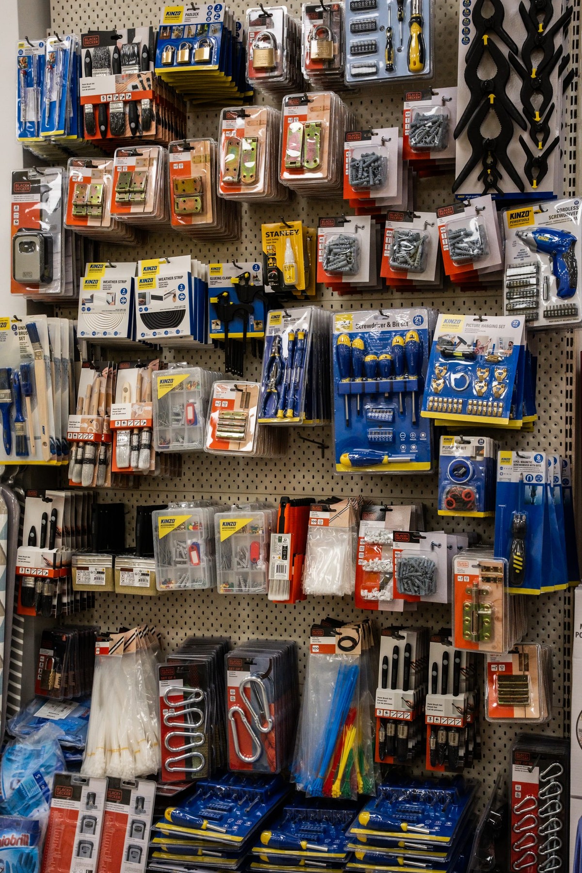Šoping groznica stiže u Imotski! U ponedjeljak se otvara Best Price, outlet koji je već osvojio kupce u Kaštelima i Makarskoj