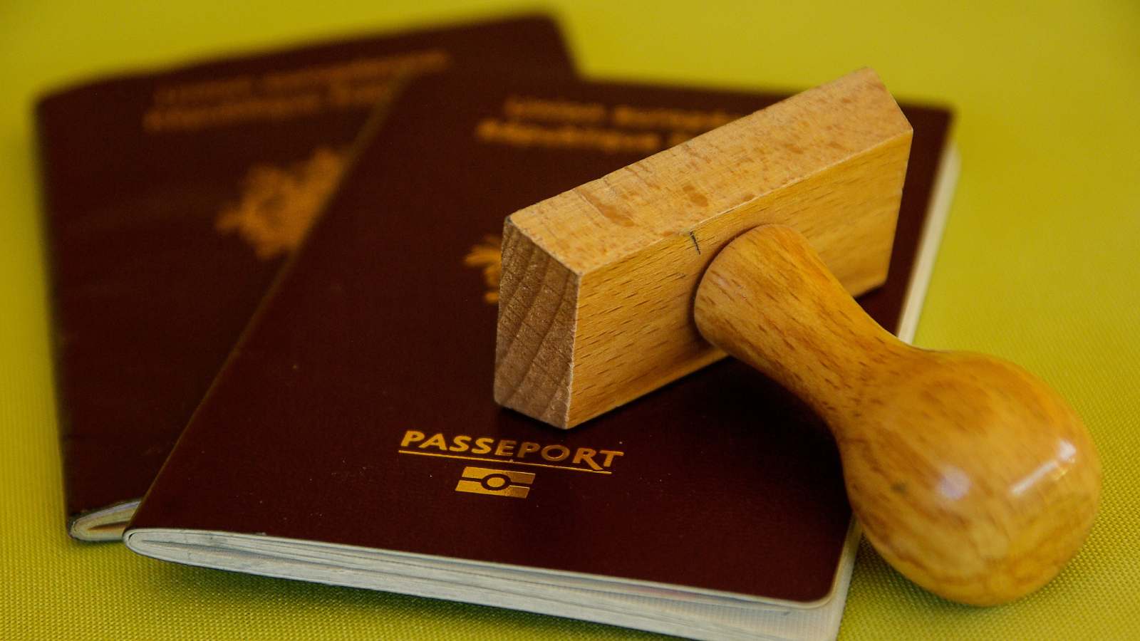 Samo tri osobe na svijetu smiju putovati bez putovnice, znate li tko su oni?