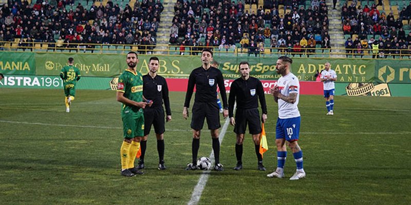 KRAJ: Težak poraz Hajduka u Puli, dva gola Ante Ercega!