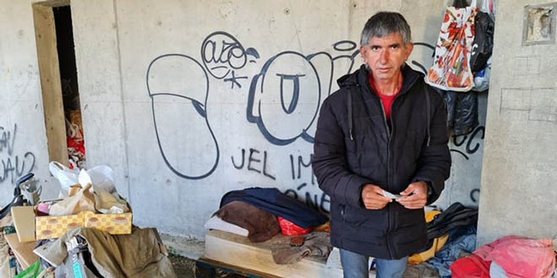 TRAŽE SE DOBROVOLJCI ZA RADOVE Beskućniku sa Žnjana obnavlja se kuća, materijal osigurala nesebična žena