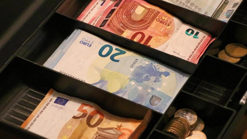 HOK Ministarstvu: Pravilnicima ciljano urediti bazne cijene i cjenike