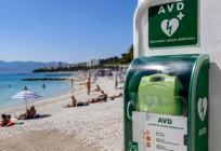Defibrilatori dostupni na najposjećenijim splitskim plažama