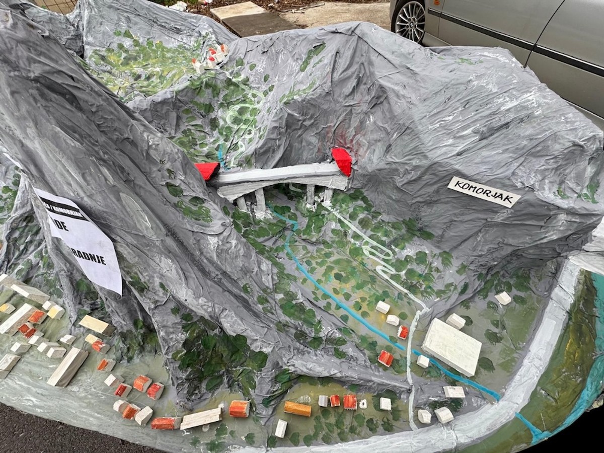 SPREMA SE NOVI PROSVJED U OMIŠU: 'Svaka stijena koja padne na grad dobit će ime po političarima, zabrinuti smo za živote građana'