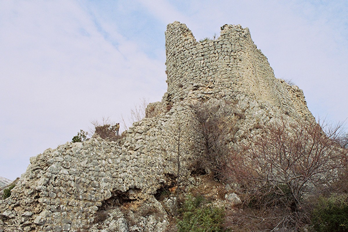 Utvrda Travnik iznad Potravlja: Od prapovijesti je na tom mjestu gradina