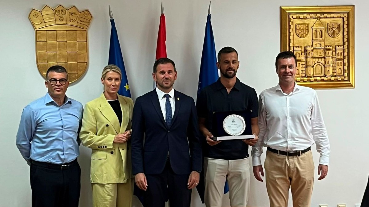 Mate Pavić primio priznanje Grada Splita za veliki uspjeh na Wimbledonu