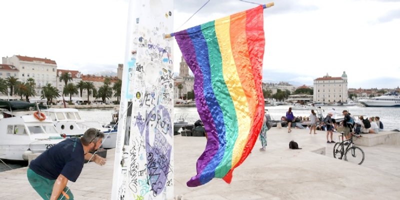 DVOSTRUKI KRITERIJI? Udruge zatražile očitovanje pravobraniteljica za djecu zbog Povorke ponosa