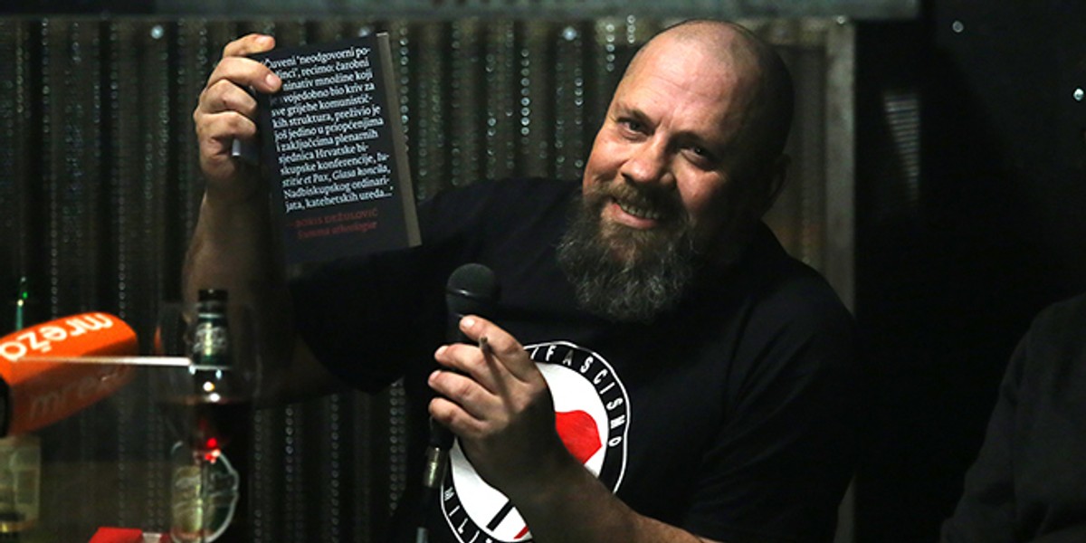 PUN QUASIMODO NA PROMOCIJI DEŽULOVIĆEVE KNJIGE 'Najsnažnija kritika Crkve koju treba pročitati svaki vjernik'