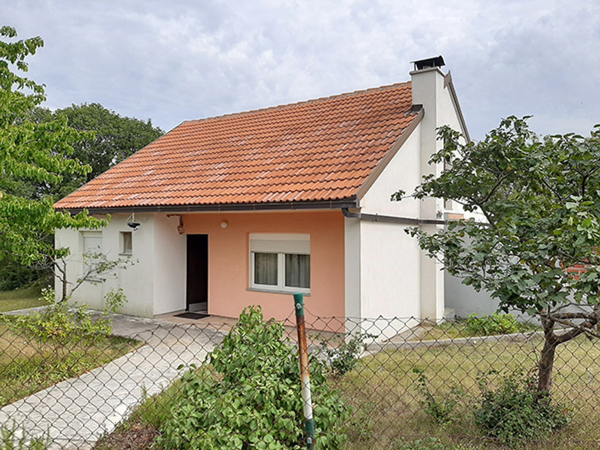 PRONAŠLI SMO ČOVJEKA 'Istina je, zaskočili su me migranti i uz prijetnju pištolja natjerali da ih satima vodim kroz šumu'